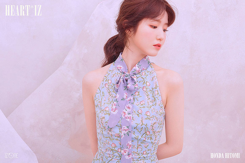 File:HondaHitomi2ndMiniAlbumVioletaVer.jpg