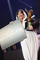 Sinka as the 2016 JKT48 Janken Champion.jpg