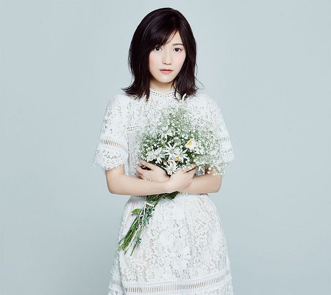 File:WatanabeMayu1ALimB.jpg