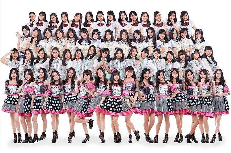 File:JKT48 September 2018.jpg