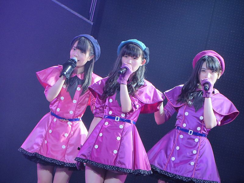 File:Hkt3rdAnnivMune.jpg