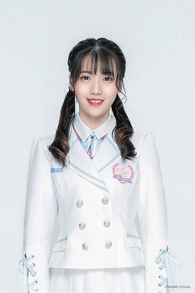 File:ShiKeYanTeamSH2018.jpg